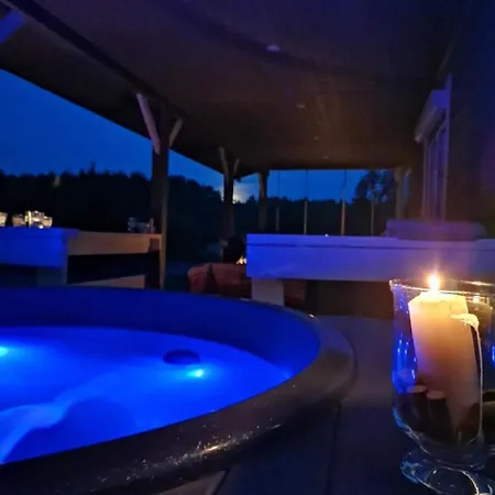 Dziki Zakatek Piskornia Dom Z Balia Jacuzzi Villa *